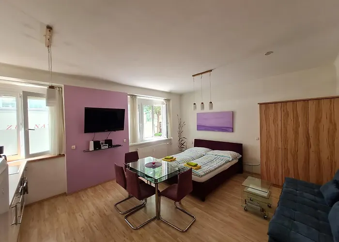 Modern In The Heart Of - Steps From The Opera *